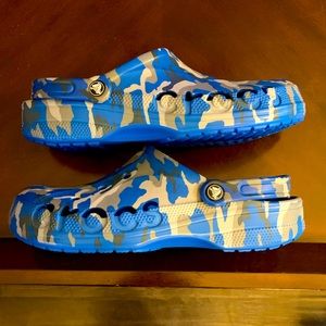 Crocs Men’s size 11. Brand new.